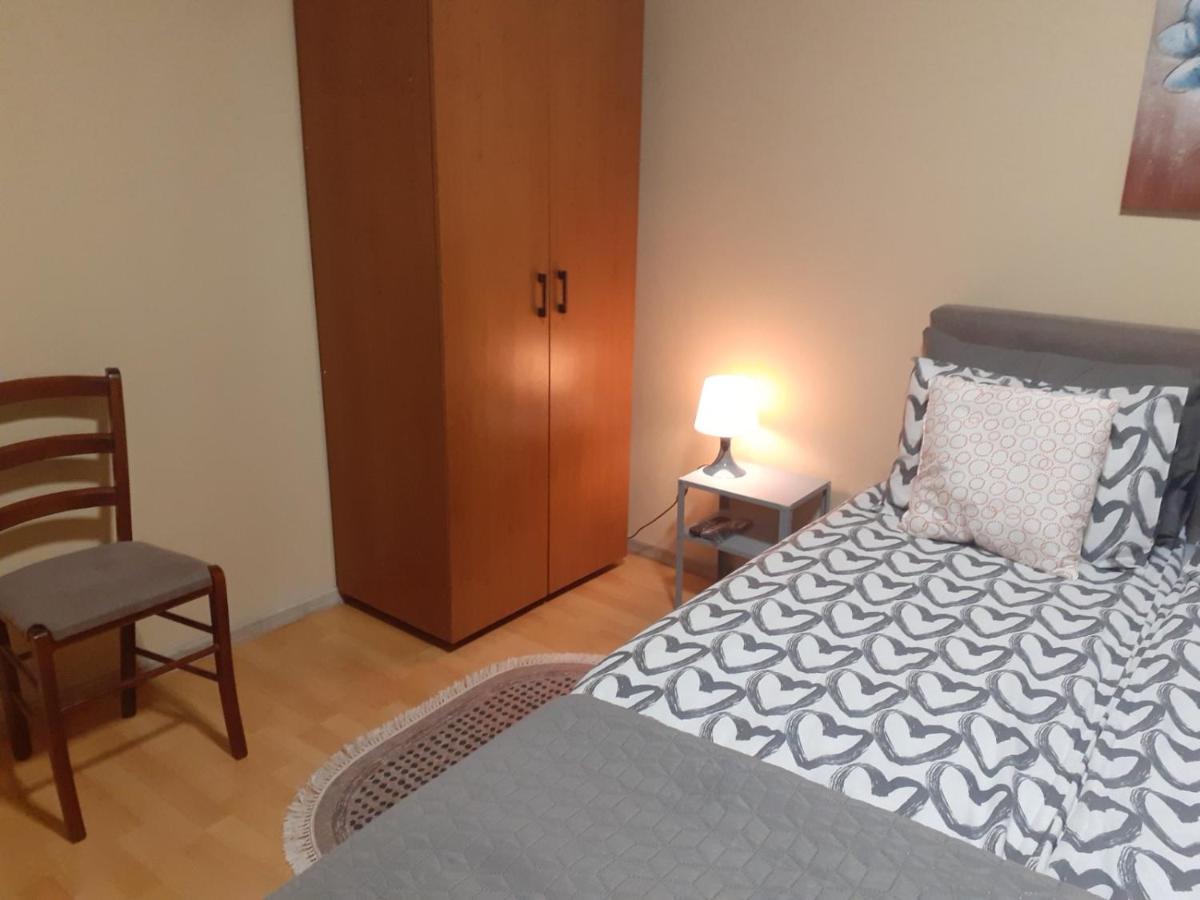Apartman Ana 레스코바츠 외부 사진